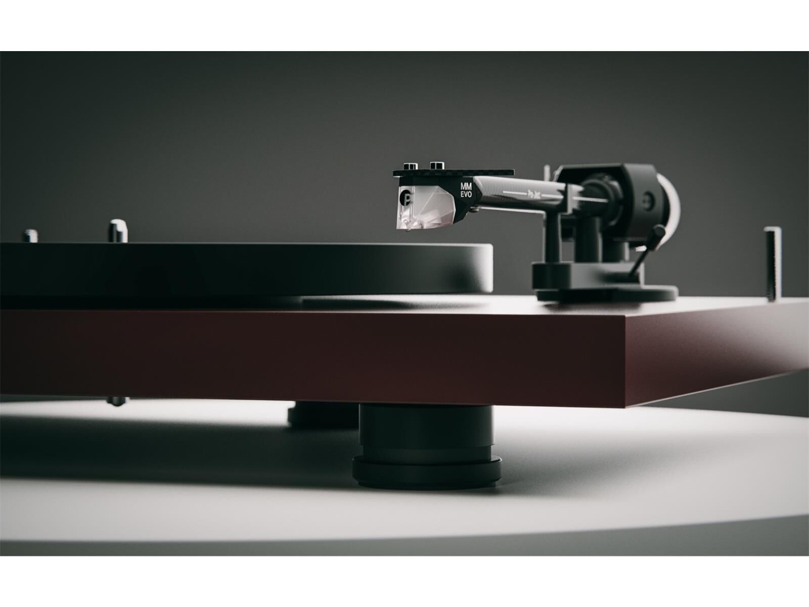 Pro-Ject Debut EVO 2 Plattenspieler schwarz piano Pro-Ject Debut EVO 2 Plattenspieler seidenmatt walnuss