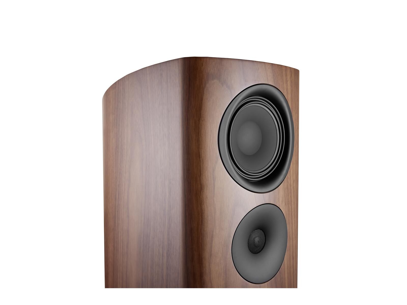 reference-7-nuss-detail-seitlich-2023-jpg