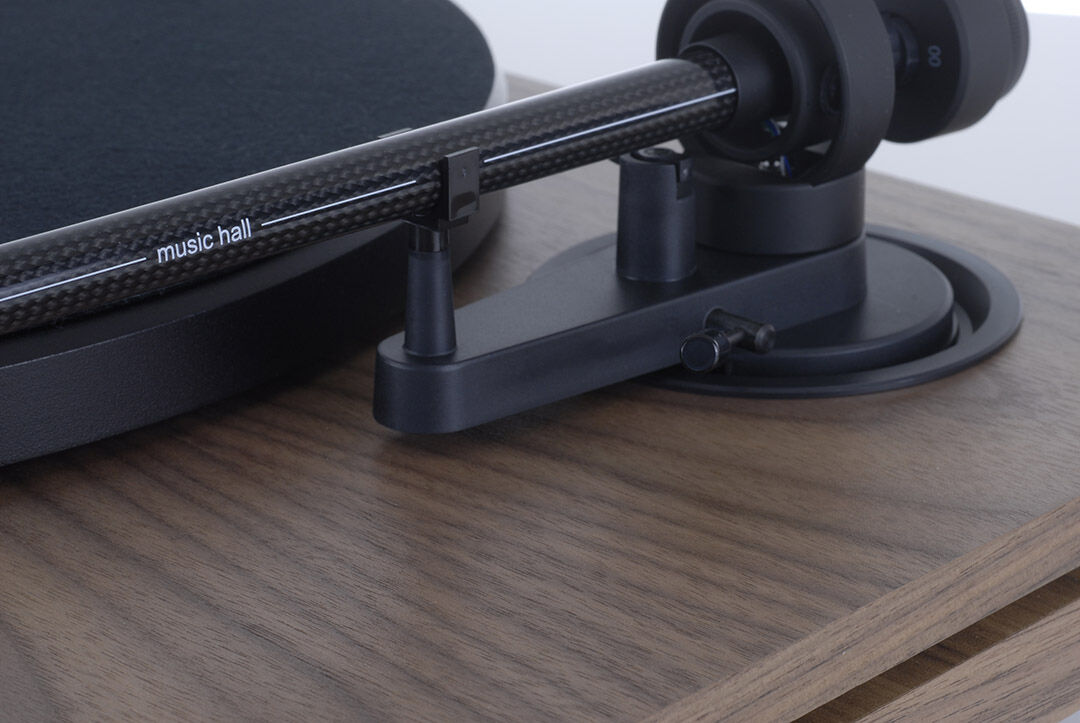 Music Hall mmf-3.3 Plattenspieler walnuß