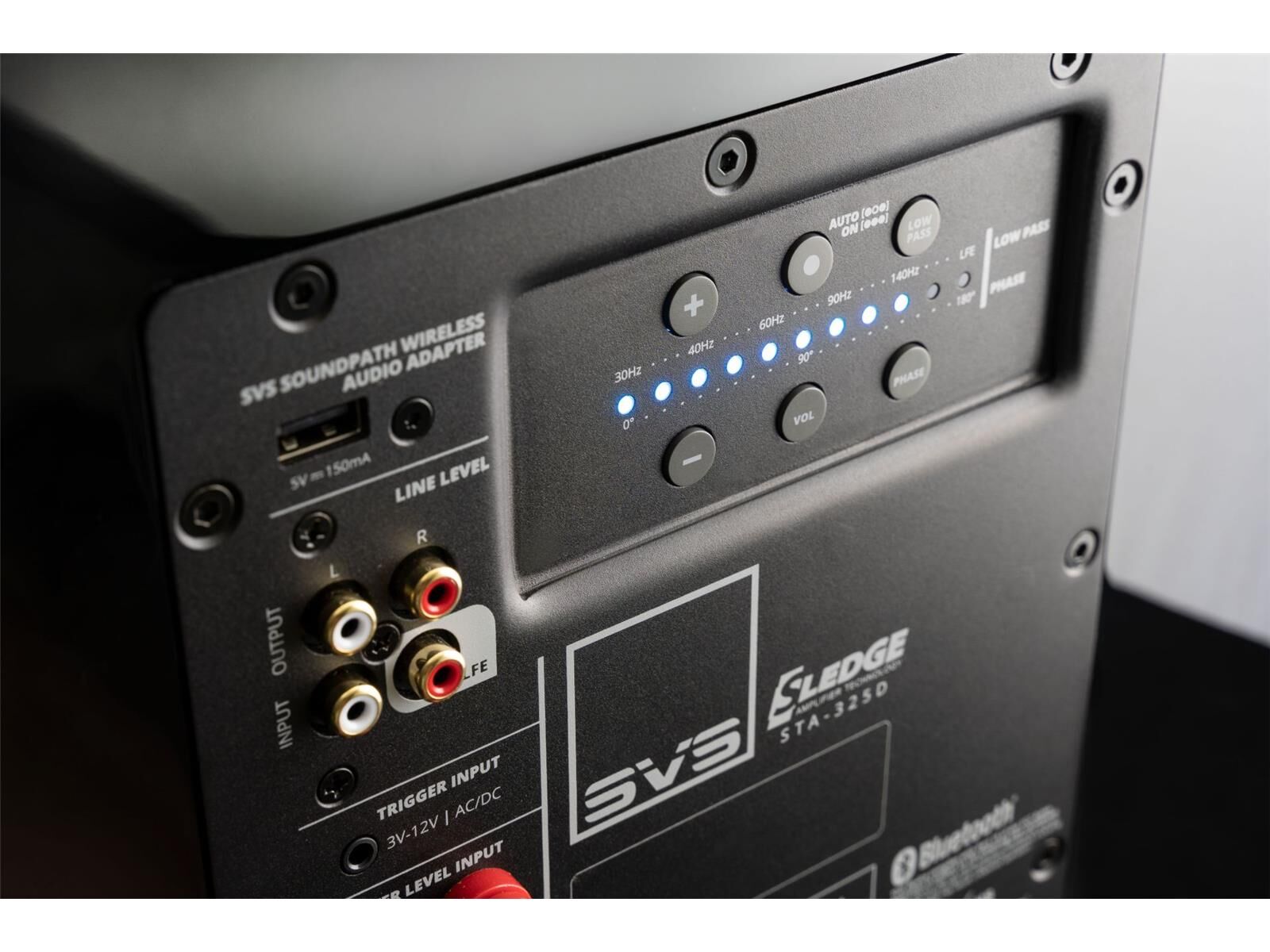 pb sub hinten.png SVS PB-2000 Pro Black Ash Subwoofer