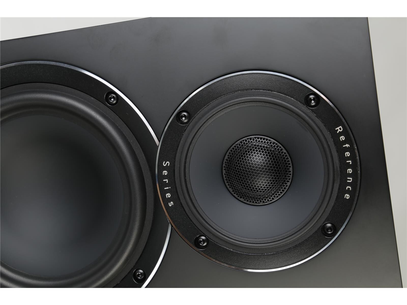 ELAC UNI-FI Reference UBR 62 schwarz/nussbraun (Paarpreis)