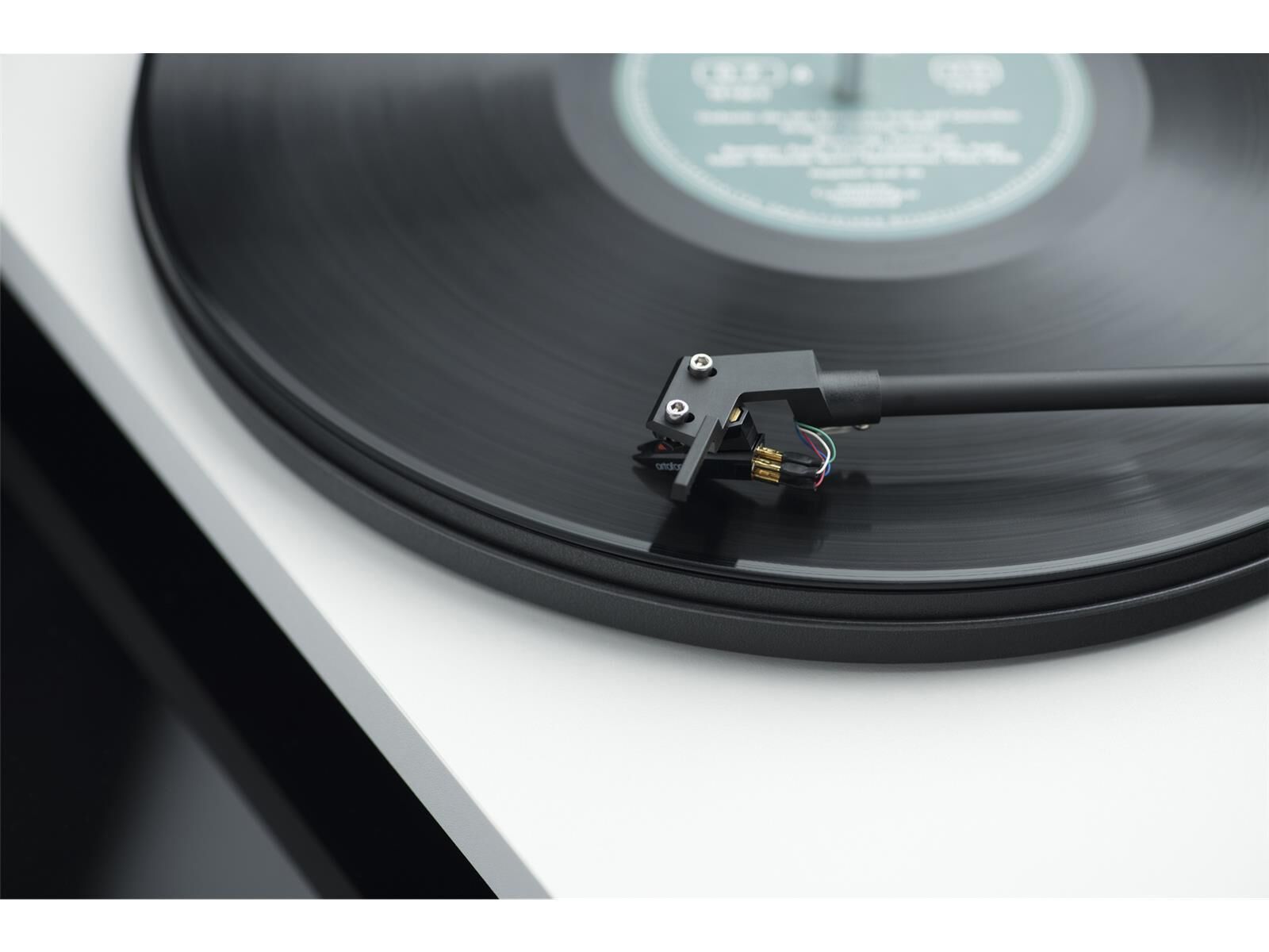 Pro-Ject Primary E Plattenspieler weiß